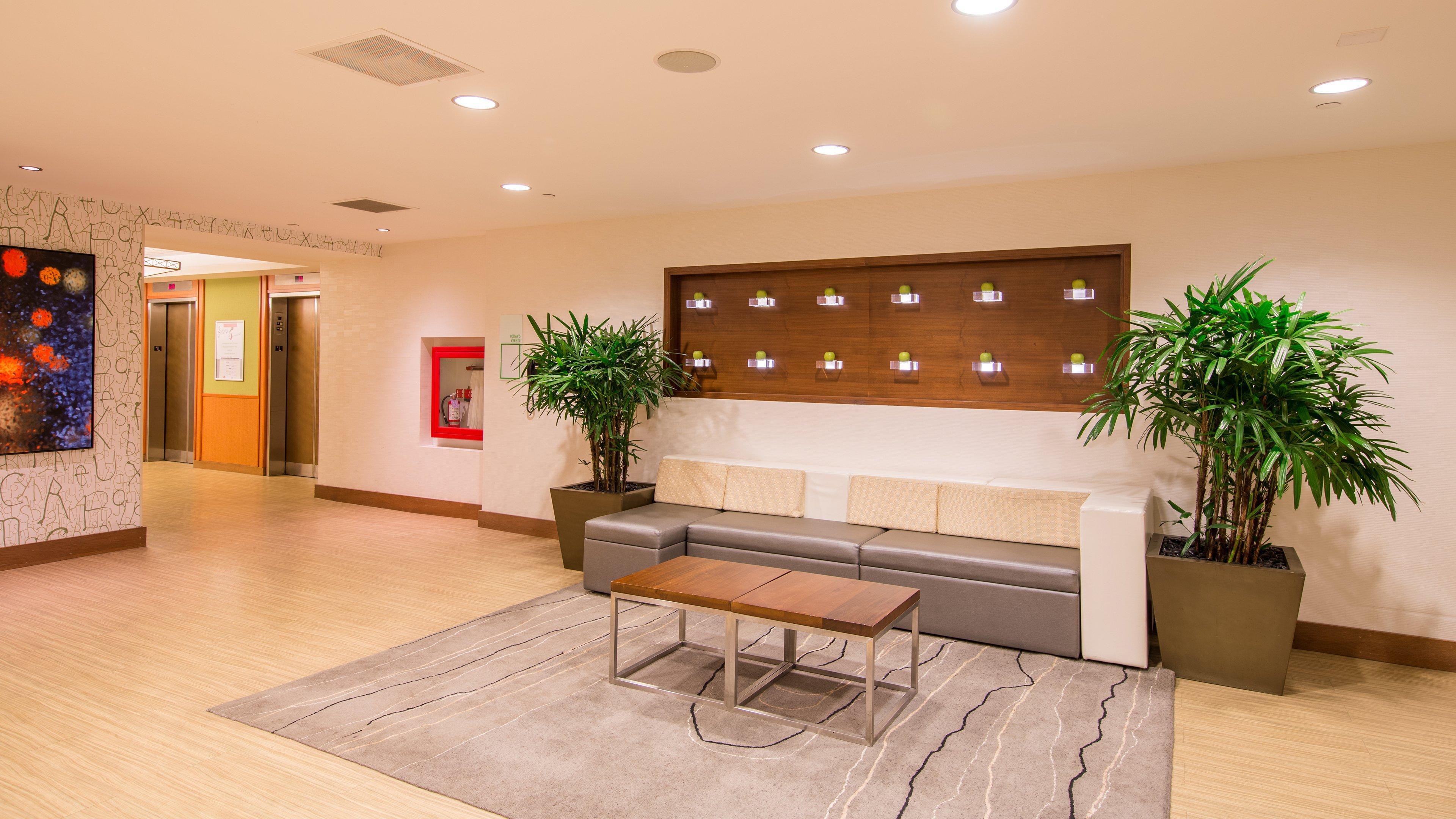 Holiday Inn San Francisco - Golden Gateway Newly Renovated With No Resort Fee Bagian luar foto
